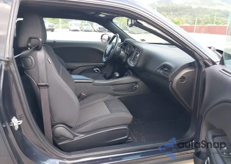 2019 Dodge Challenger Sxt Awd from USA, damaged, VIN 2C3CDZGG8KH616721